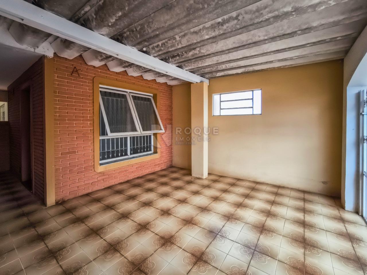 Casa com salão à venda no bairro Parque Real: GARAGEM