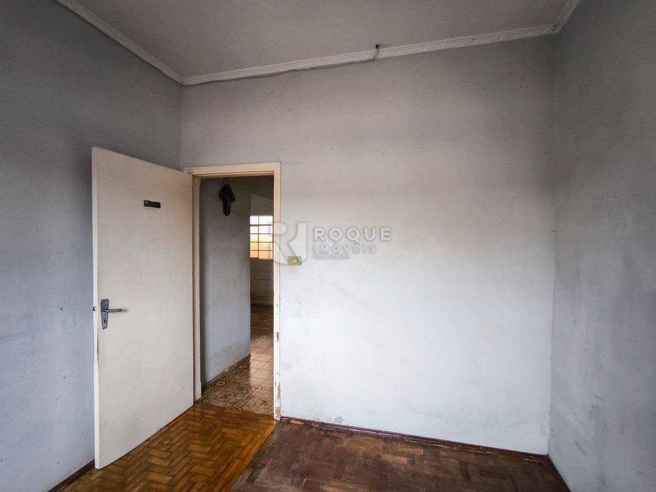 Casa com salão à venda no bairro Parque Real: DORMITÓRIO 3