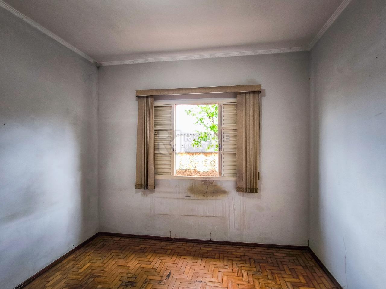 Casa com salão à venda no bairro Parque Real: DORMITÓRIO 2