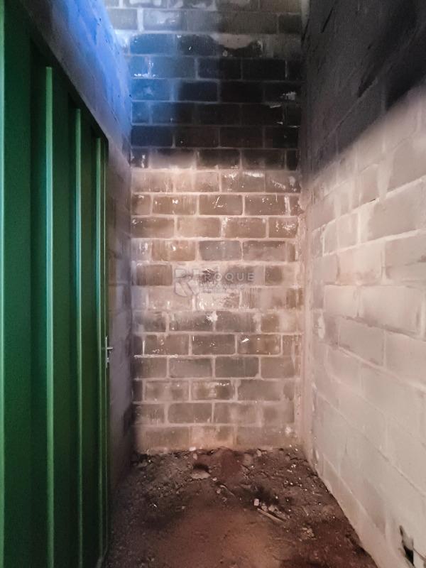 Barracão/Galpão à venda no bairro Residencial Colinas do Engenho II: SANITÁRIO 2