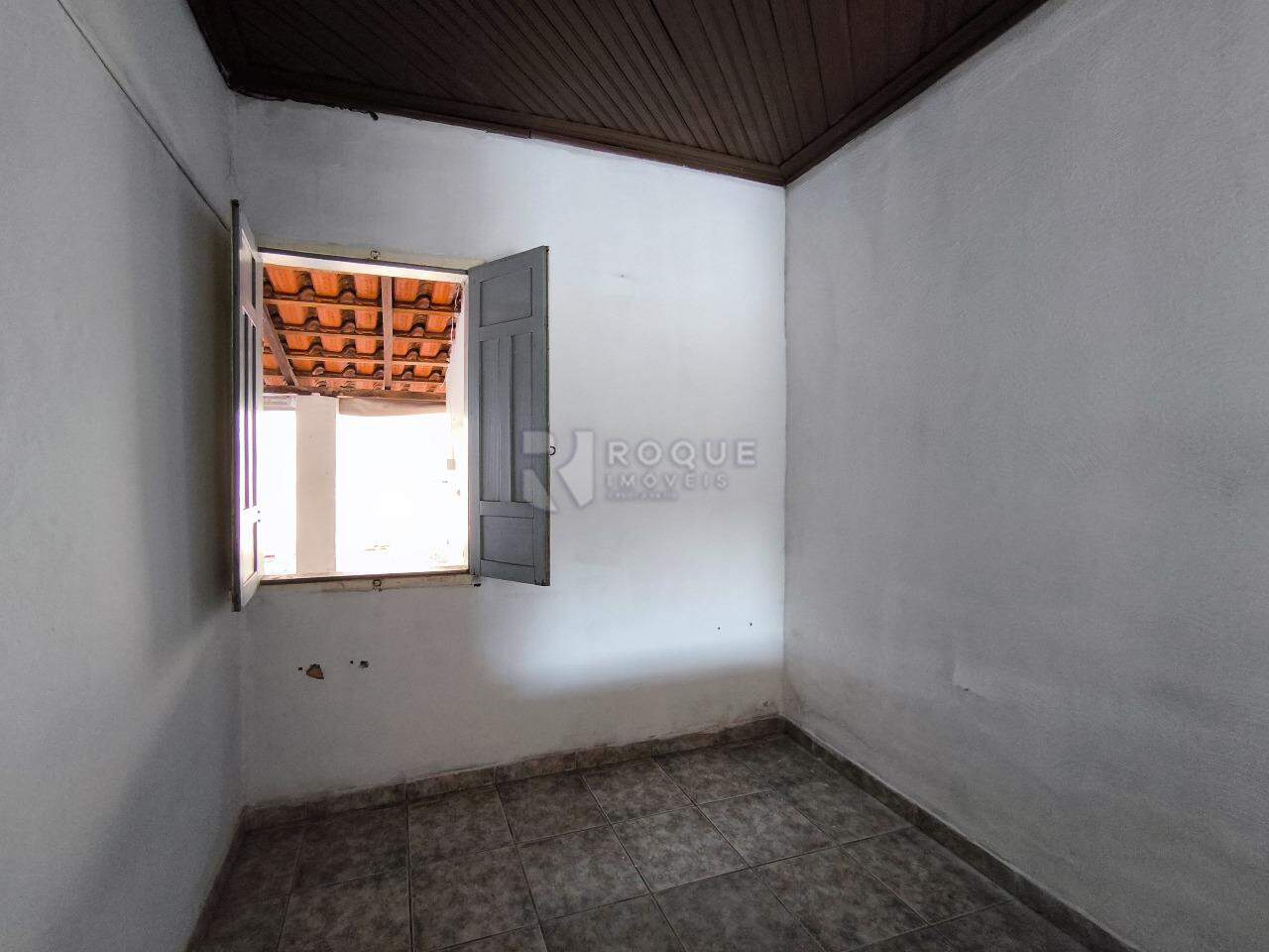 Casa Residencial à venda no bairro Vila São João: DORMITÓRIO 2