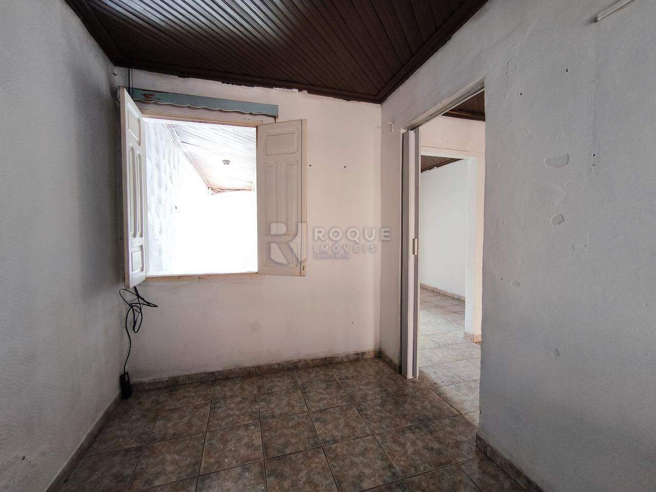 Casa Residencial à venda no bairro Vila São João: DORMITÓRIO 2