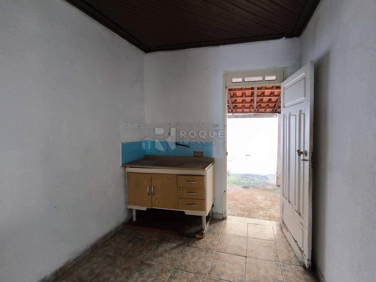 Casa Residencial à venda no bairro Vila São João: COZINHA