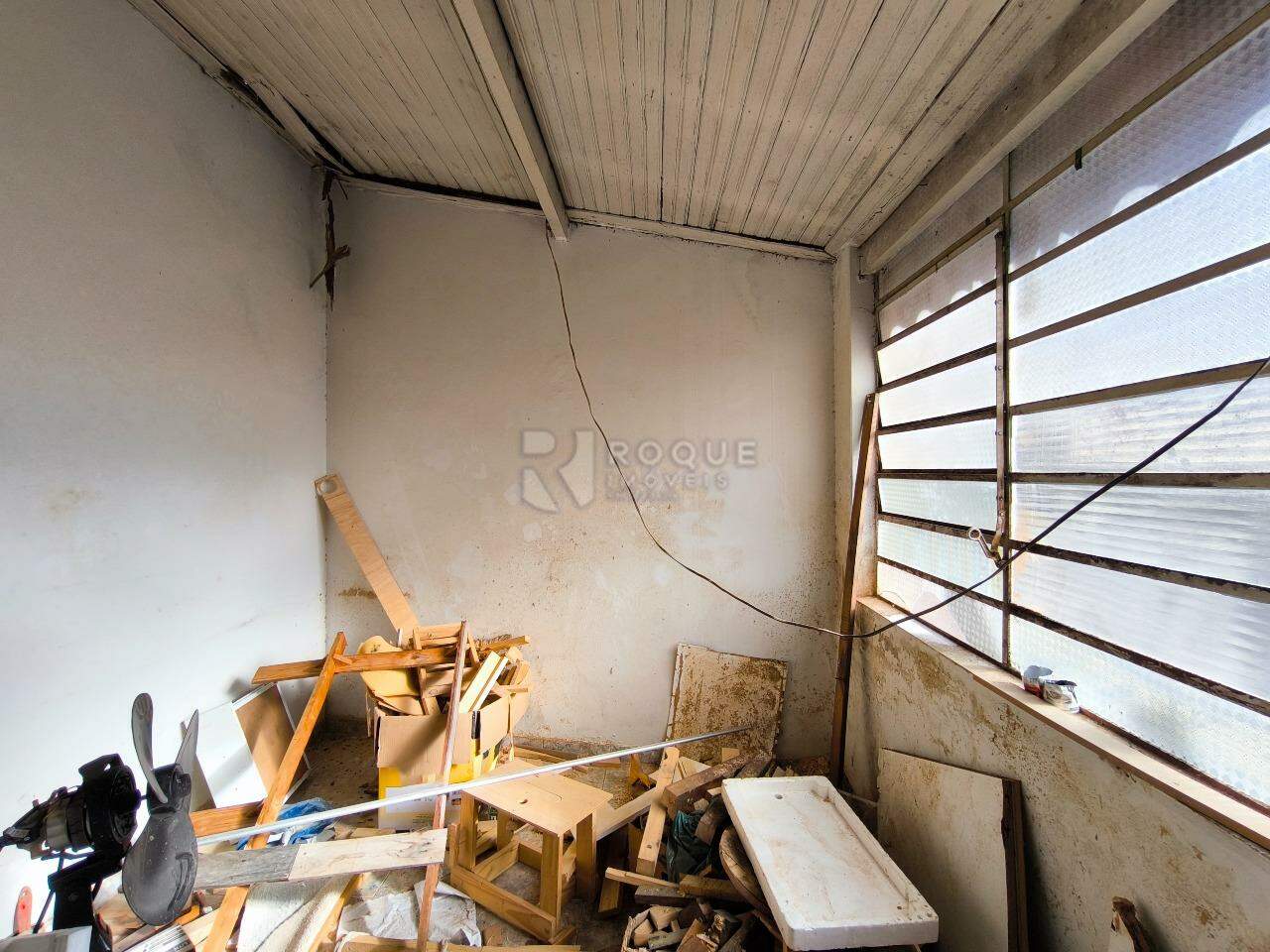 Casa Residencial à venda no bairro Vila São João: DORMITÓRIO EDÍCULA