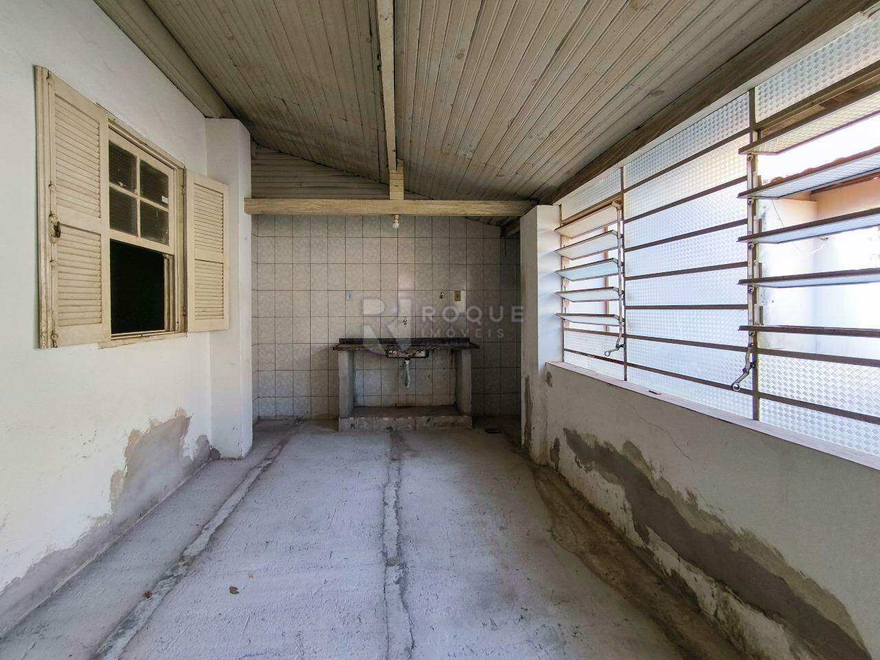 Casa Residencial à venda no bairro Vila São João: COZINHA