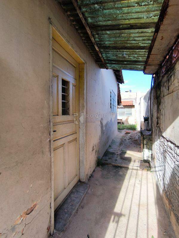 Casa Residencial à venda no bairro Vila São João: HALL DE ENTRADA