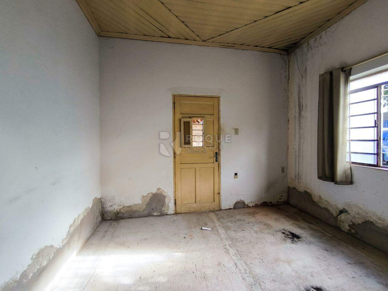Casa Residencial à venda no bairro Vila São João: SALA DEESTAR