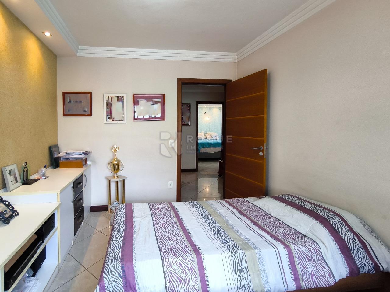 Casa em condomínio à venda no bairro Jardim Colinas de São João: DORMITÓRIO 1