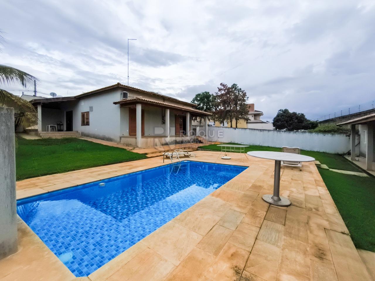 Casa em condomínio à venda no bairro Jardim Colinas de São João: PISCINA