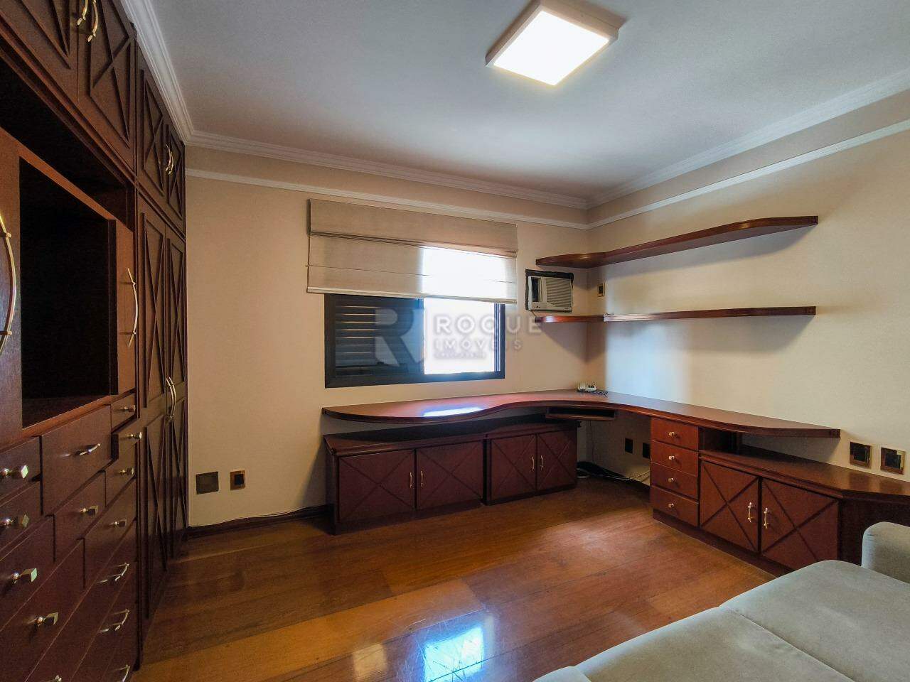 Apartamento à venda no bairro Centro: ESCRITÓRIO