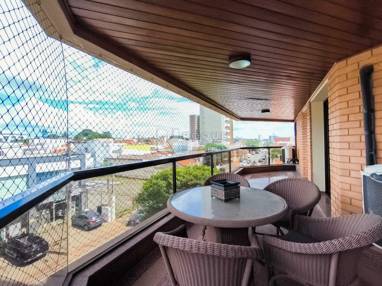 Apartamento à venda no bairro Centro: SACADA