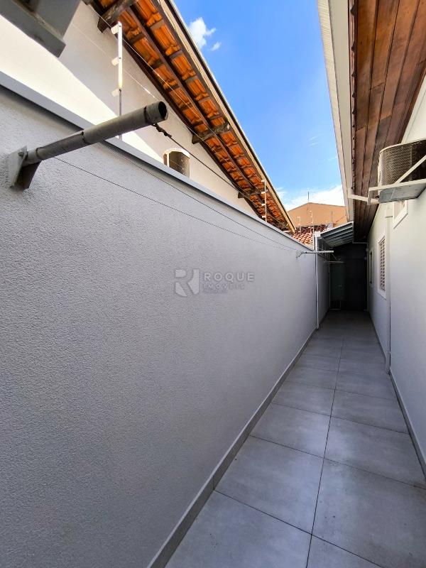 Casa Residencial à venda no bairro Vila São João: ÁREA DE VARAL