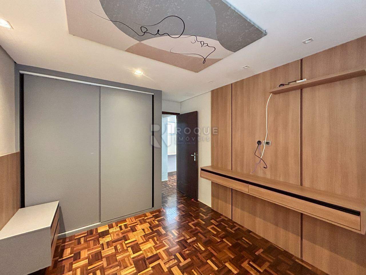 Apartamento para aluguel no bairro Centro: Dormitório 3