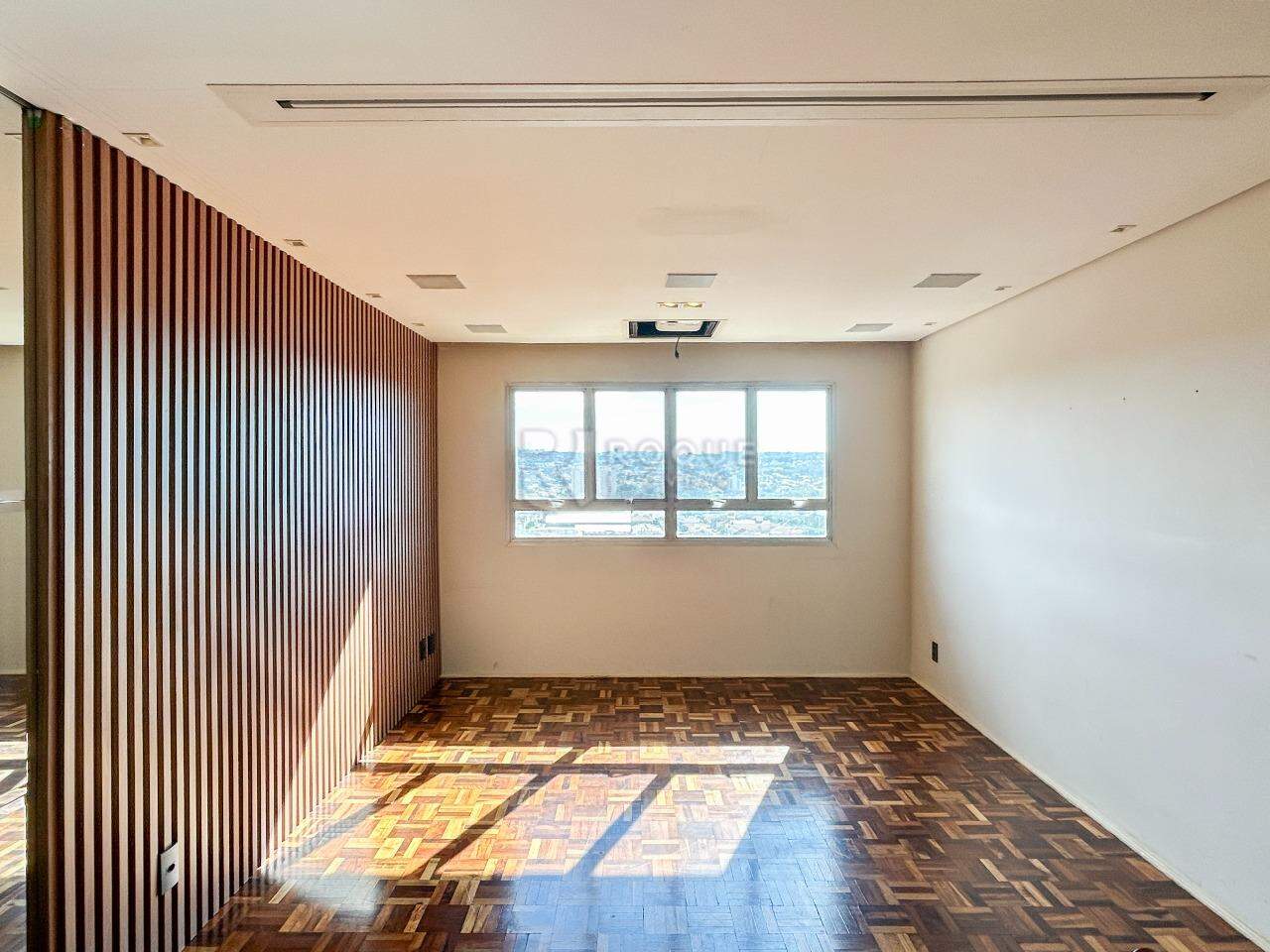 Apartamento para aluguel no bairro Centro: Sala 