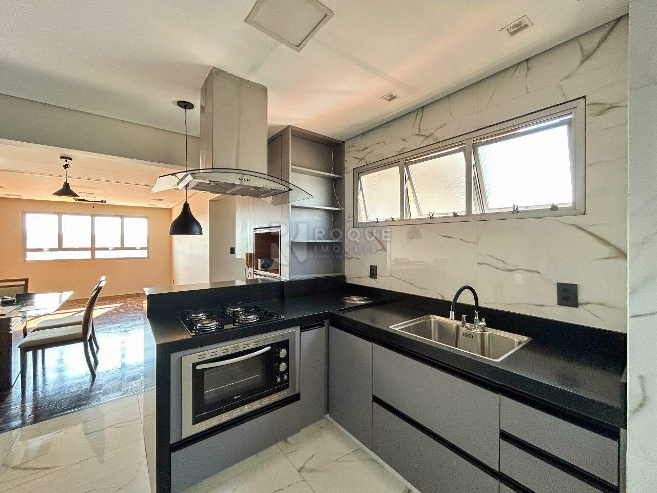 Apartamento para aluguel no bairro Centro: Cozinha