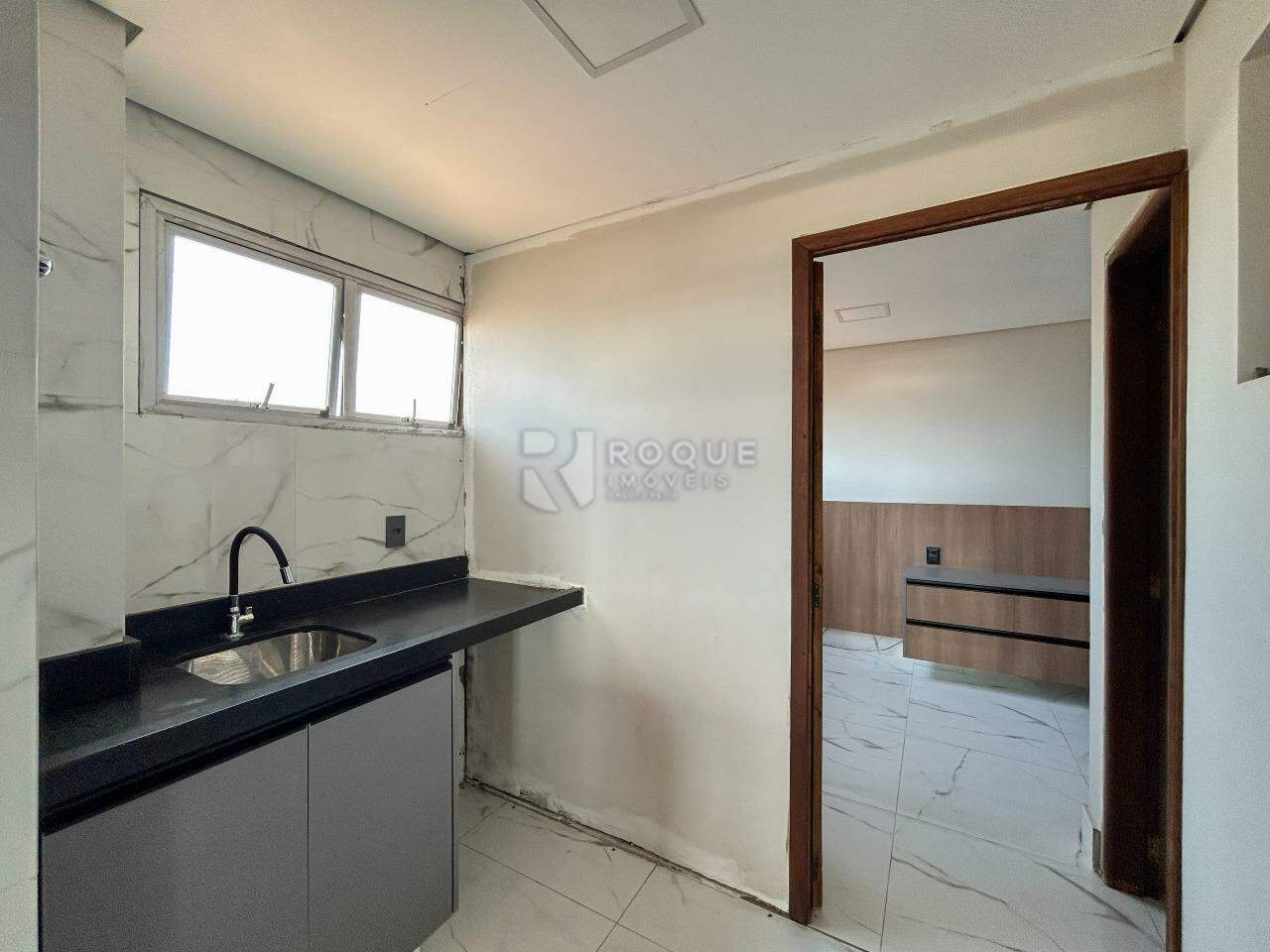 Apartamento para aluguel no bairro Centro: Área de serviço 