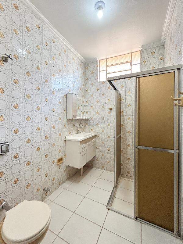 Casa Residencial para aluguel no bairro Jardim Piratininga: WC social 