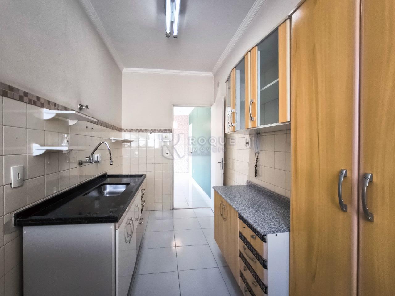 Apartamento à venda no bairro Vila Claudia: COZINHA