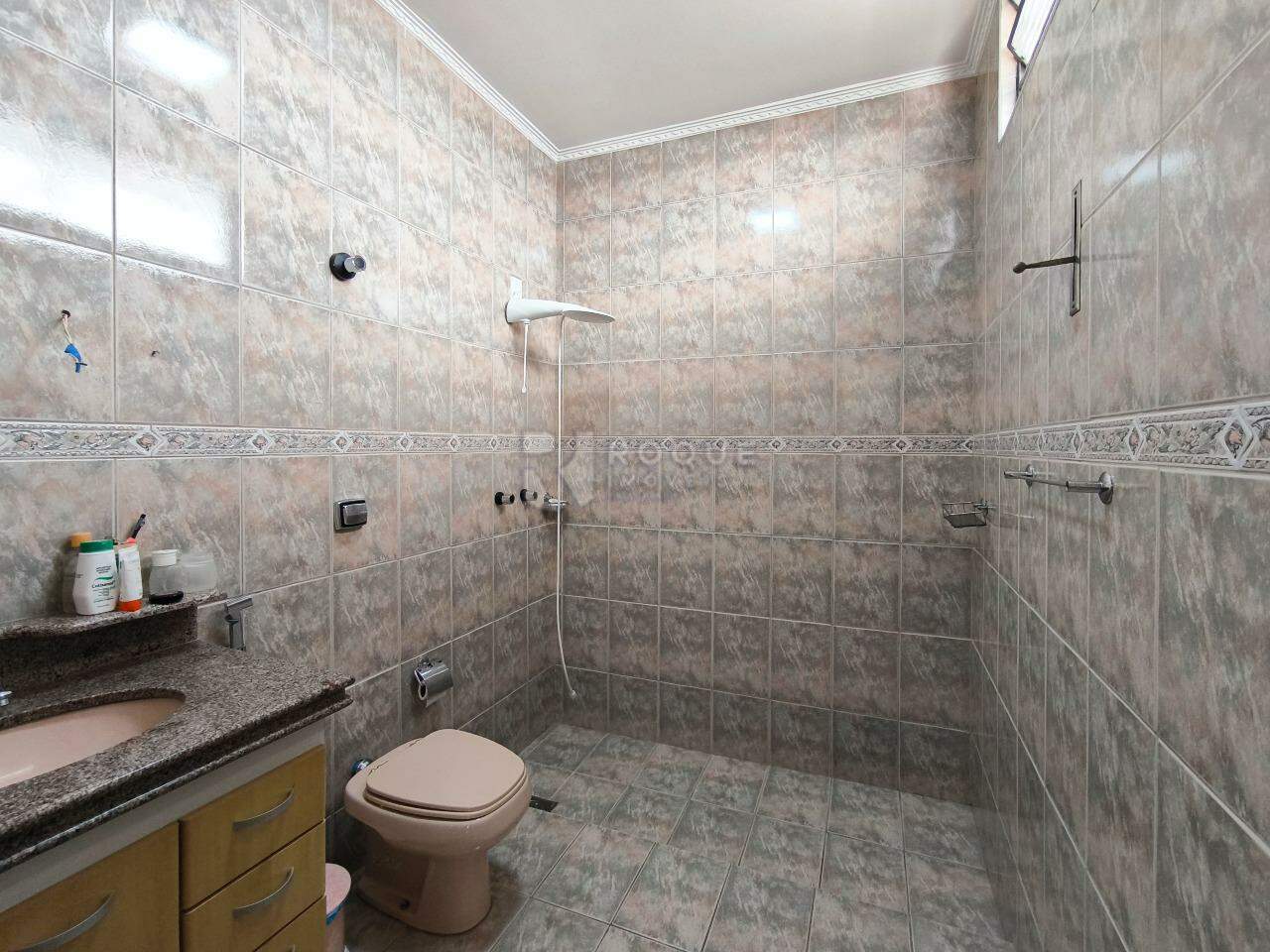 Casa Residencial à venda no bairro Vila Claudia: WC SUÍTE