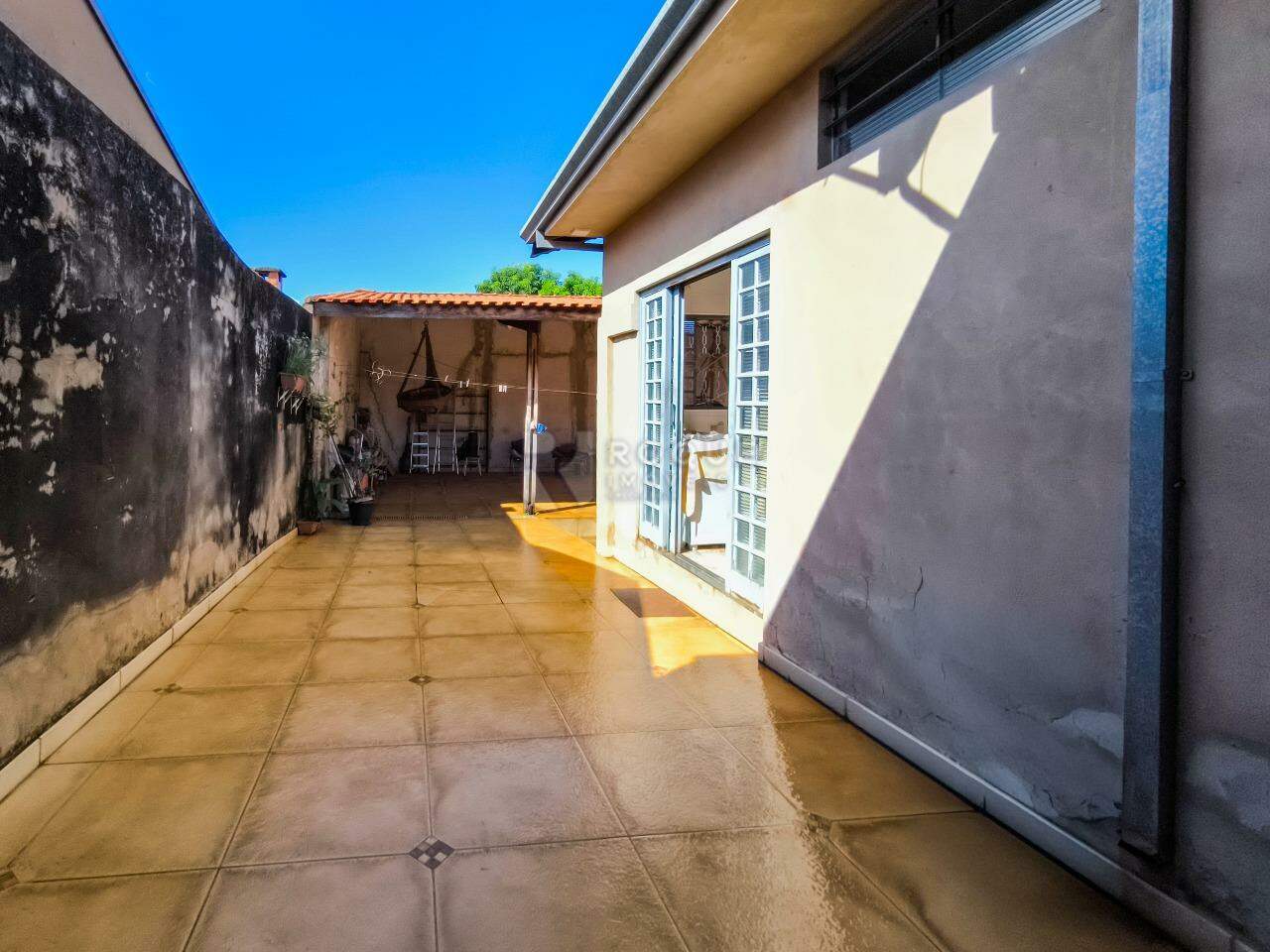 Casa Residencial à venda no bairro Vila Claudia: QUINTAL