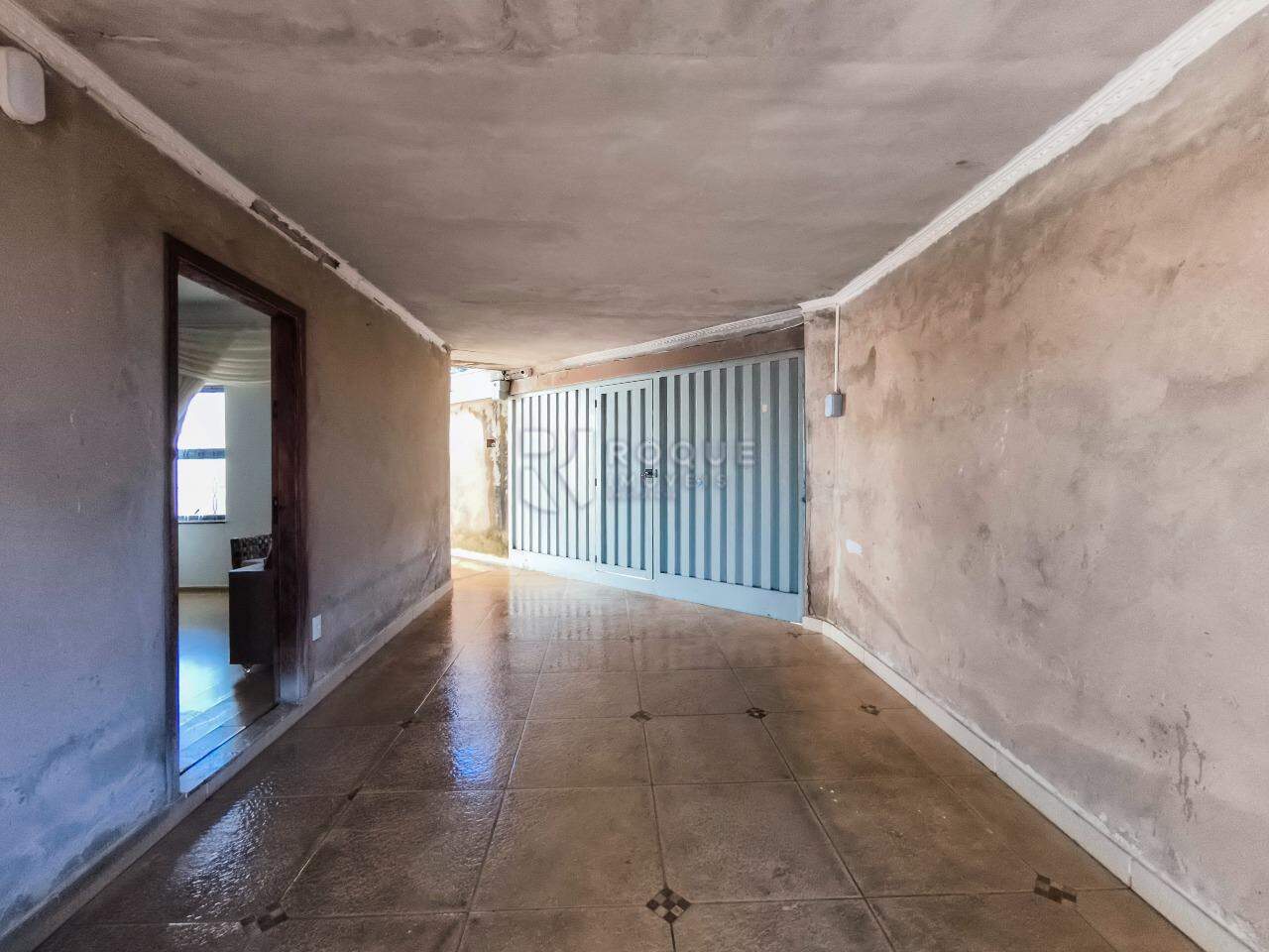Casa Residencial à venda no bairro Vila Claudia: GARAGEM