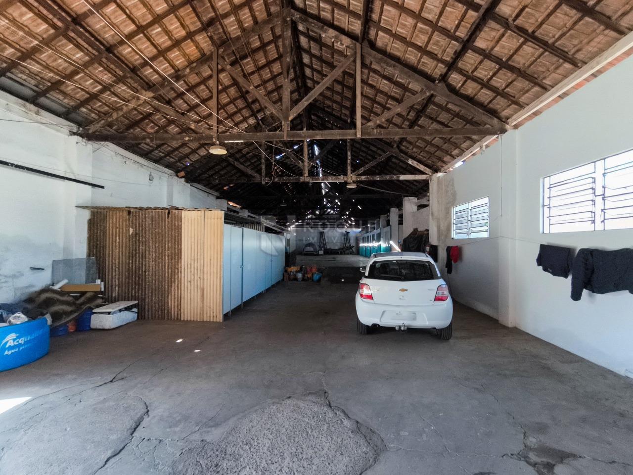 Barracão/Galpão à venda no bairro Centro: GALPÃO