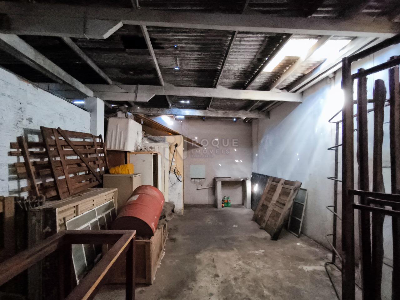 Barracão/Galpão à venda no bairro Centro: 