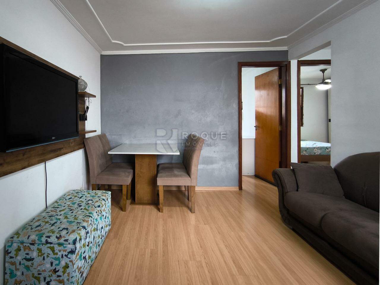 Apartamento à venda no bairro Jardim Olga Veroni: SALA DE ESTAR