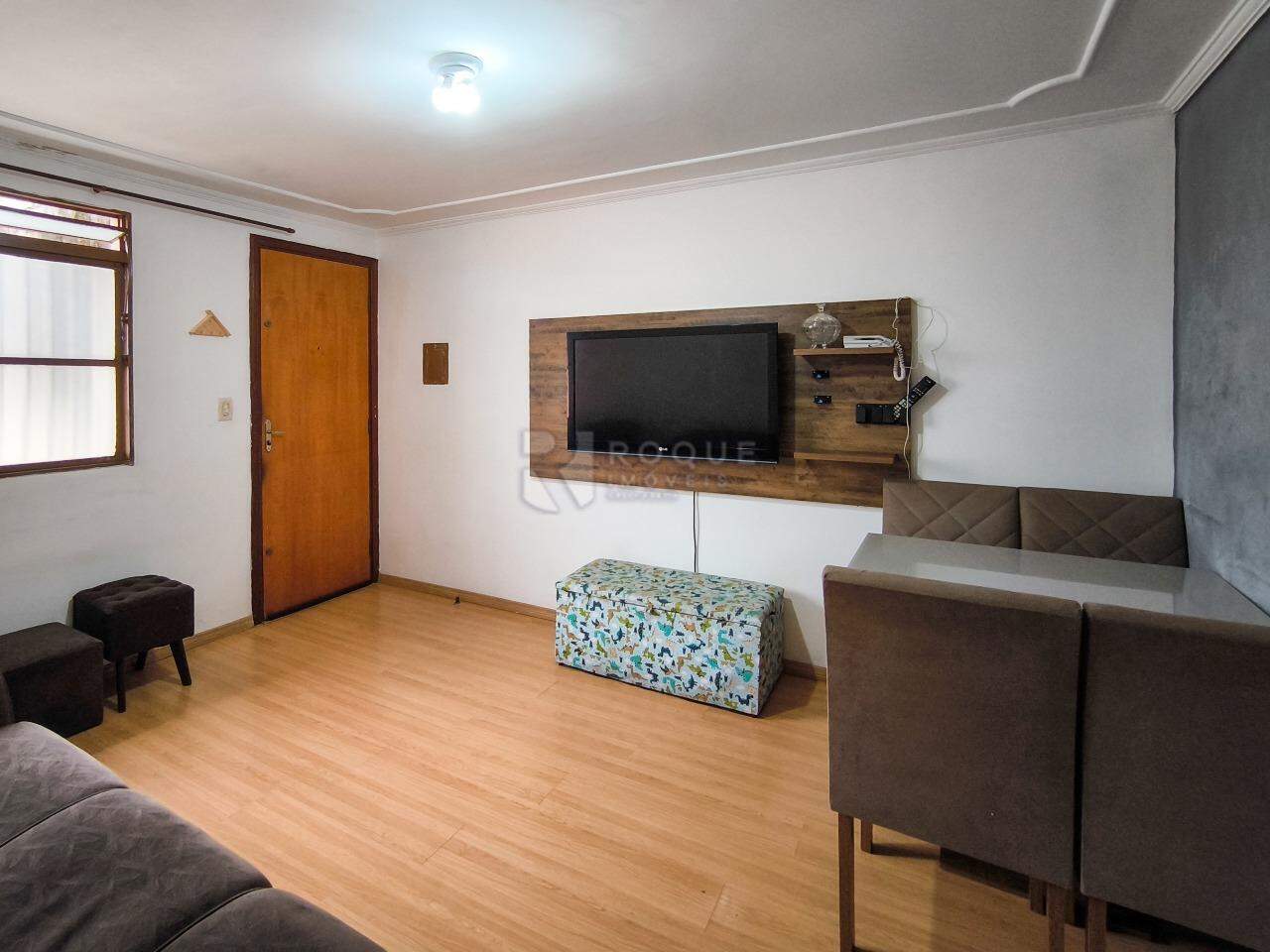 Apartamento à venda no bairro Jardim Olga Veroni: SALA DE ESTAR