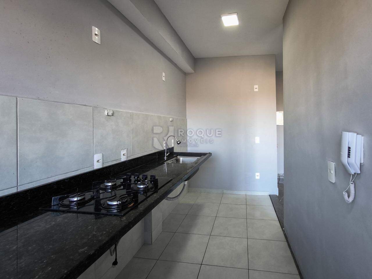 Apartamento à venda no bairro Parque Hippolyto: COZINHA