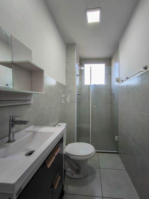 Apartamento à venda no bairro Parque Hippolyto: BANHEIRO SOCIAL