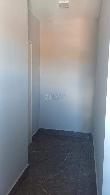 Apartamento à venda no bairro Parque Hippolyto: