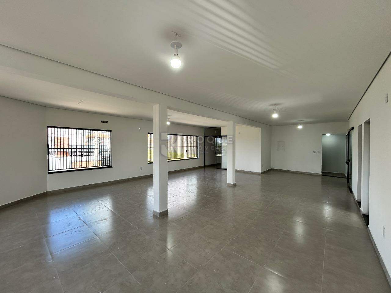 Salão para aluguel no bairro Jardim Cidade Universitária I: 