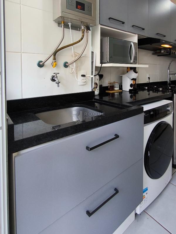 Apartamento à venda no bairro Jardim Santa Adélia: LAVANDERIA