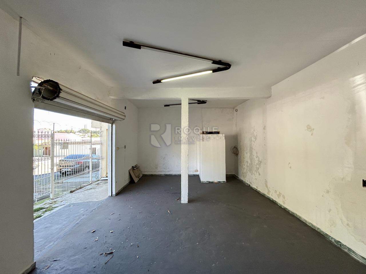 Casa Residencial para aluguel no bairro Jardim São Pedro: Garagem
