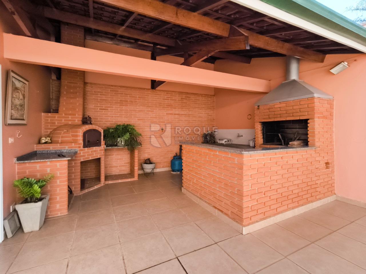 Casa em condomínio à venda no bairro Jardim Florença: CHURRASQUEIRA