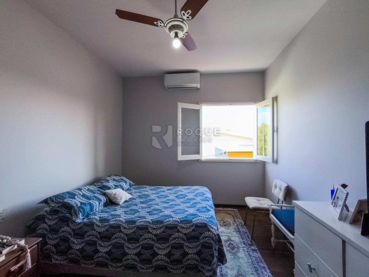 Casa em condomínio à venda no bairro Jardim Florença: DORMITÓRIO 1