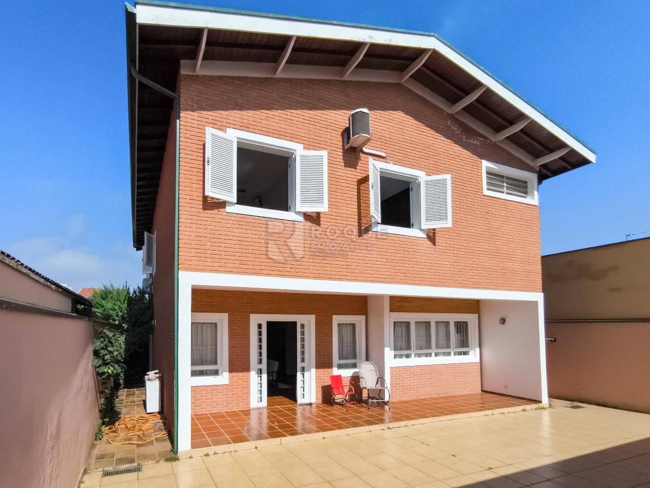 Casa em condomínio à venda no bairro Jardim Florença: FUNDOS