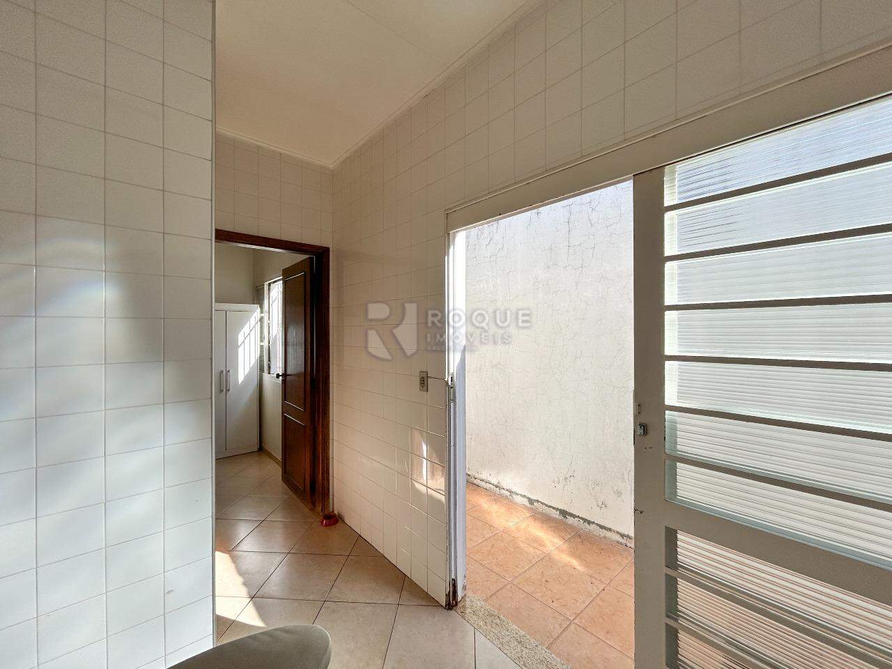 Casa Residencial para aluguel no bairro Vila Claudia: Área de serviço 