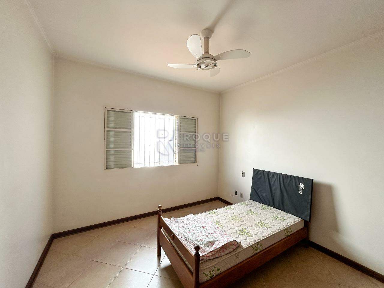 Casa Residencial para aluguel no bairro Vila Claudia: Dormitório 3