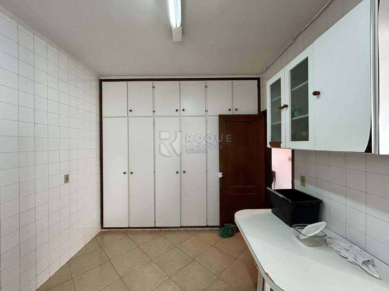 Casa Residencial para aluguel no bairro Vila Claudia: Cozinha