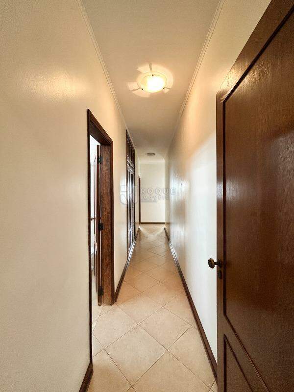 Casa Residencial para aluguel no bairro Vila Claudia: Hall 