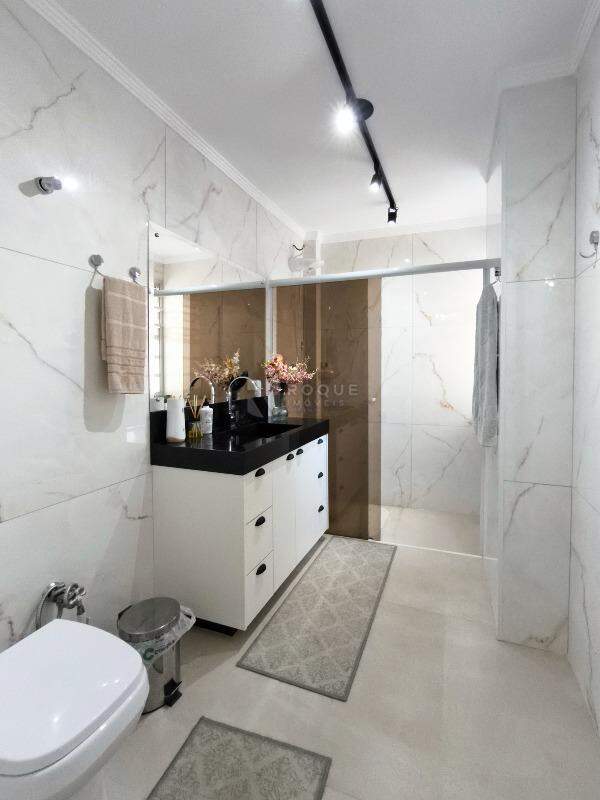 Apartamento à venda no bairro Centro: BANHEIRO SOCIAL