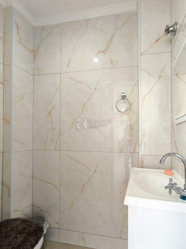 Apartamento à venda no bairro Centro: BANHEIRO ÁREA DE SERVIÇO