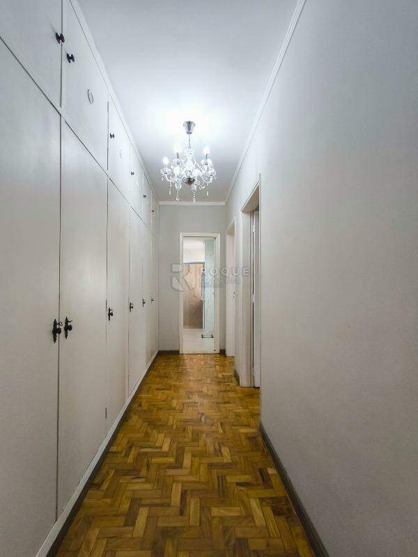 Apartamento à venda no bairro Centro: CORREDOR INTERNO