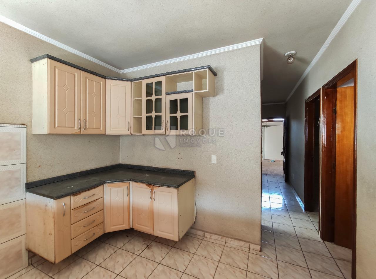 Casa Residencial à venda no bairro Jardim Santa Adélia: Cozinha 