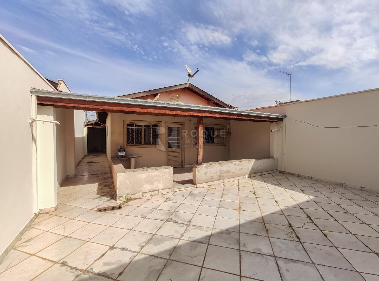 Casa Residencial à venda no bairro Jardim Santa Adélia: Fundo 