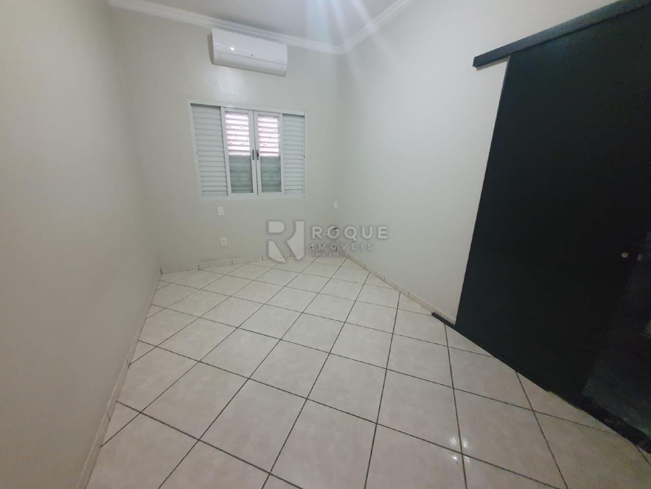 Casa Residencial à venda no bairro Jardim Caieira: Dormitório 1 suíte 