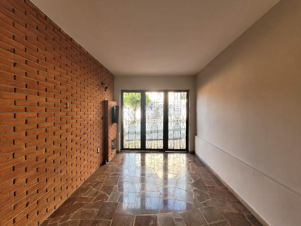 Casa Residencial à venda no bairro Boa Vista: Garagem 2