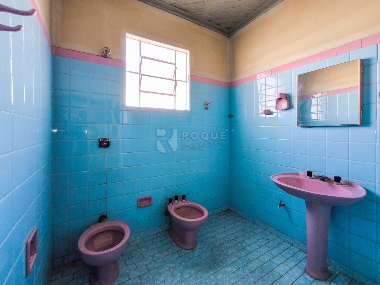 Casa Residencial à venda no bairro Vila Camargo: BANHEIRO SOCIAL